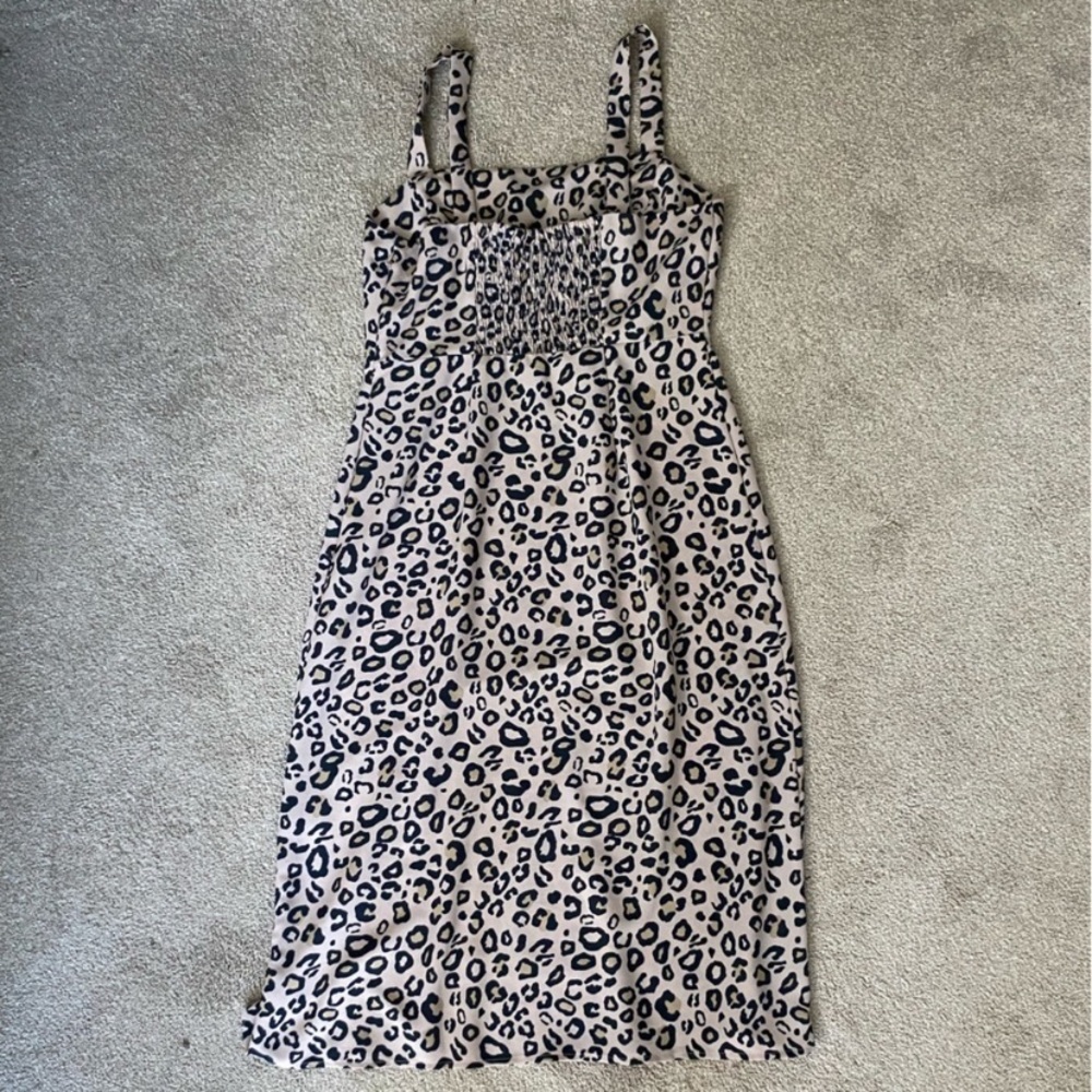 Sanctuary Cheetah Sleeveless Midi Dress Size 6 - Picture 5 of 6